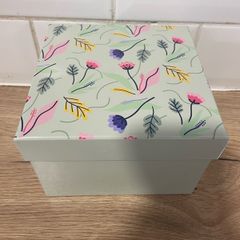 square gift box