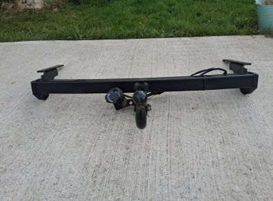 Car truck tow bar