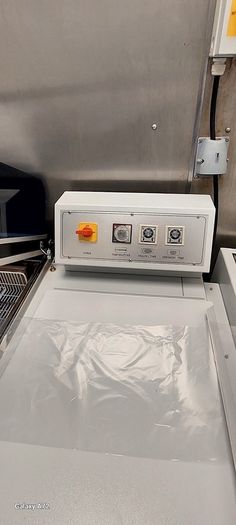 shrinking wrapping machine