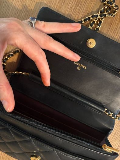 Chanel Wallet on Chain authentic
