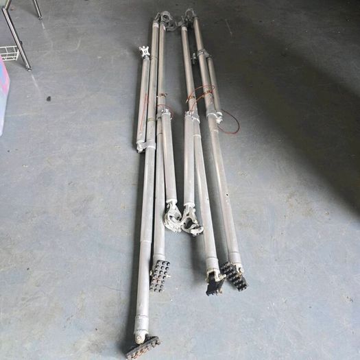 Aluminium stabilisers x 4