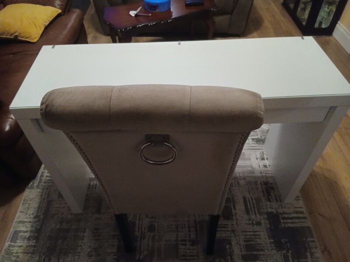Vanity Unit and Chair