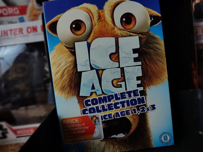 Ice Age ! Complete Collection ! Contains Ice Age 1, 2, 3 ! DVD ! 2009 !
