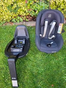 Maxi Cosi car seat & isofix set