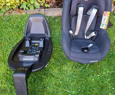 Maxi Cosi car seat & isofix set