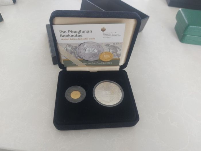ploughman set gold and silver
