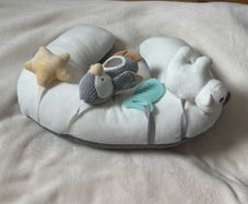 Nuby tummy time baby pillow