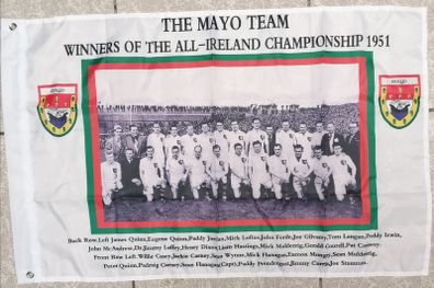 Mayo Team 1951 flag.