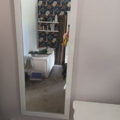 Wall mirror