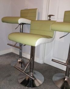 MINTY FRESH Breakfast Stools X 3