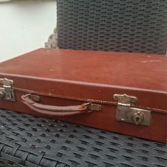 Vintage 1930's British made Brown Leather hard-shell case in nice original condition