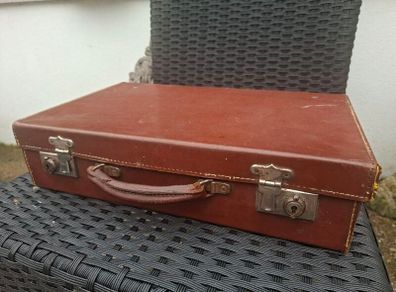 Vintage 1930's British made Brown Leather hard-shell case in nice original condition