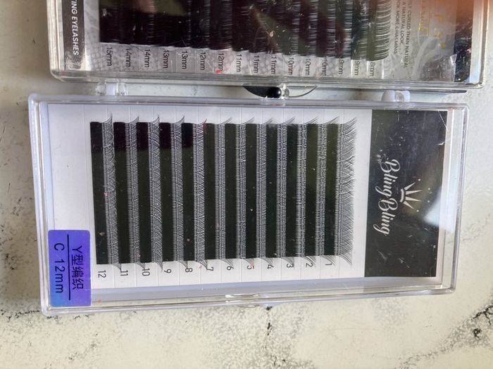 Individual eyelashes
