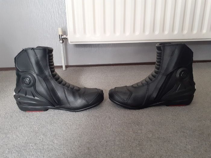 RST TracTech Evo 3 Short Waterproof Motorcycle Boots. Size UK 9 EU 43 Motorbike ( alpinestars sidi furygan dainese )