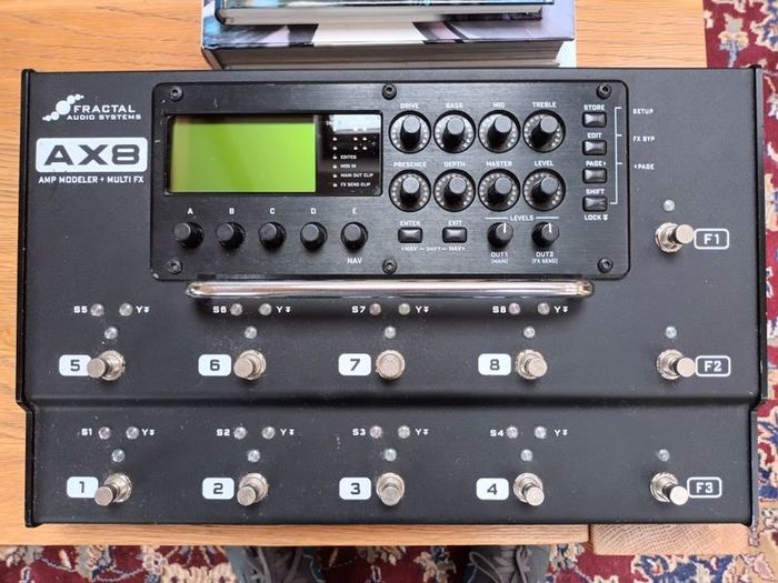 Fractal AX8