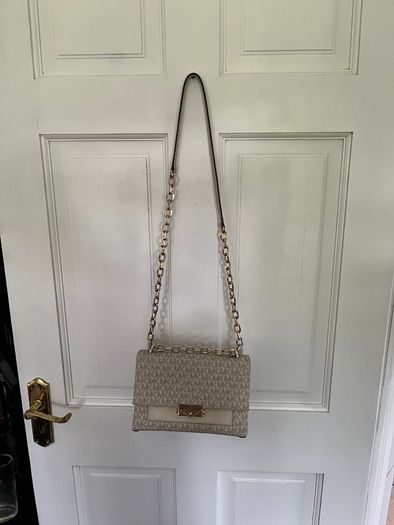 Micheal kors  Cece Medium logo shoulder bag