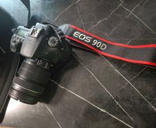 Canon Eos 90d