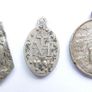 Collection of 7 vintage religious medals Image 7