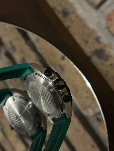 TAG Heuer Formula 1 Chronograph - Mens Wristwatch