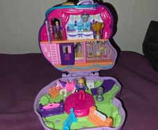 2020 Polly Pocket Horse Playset