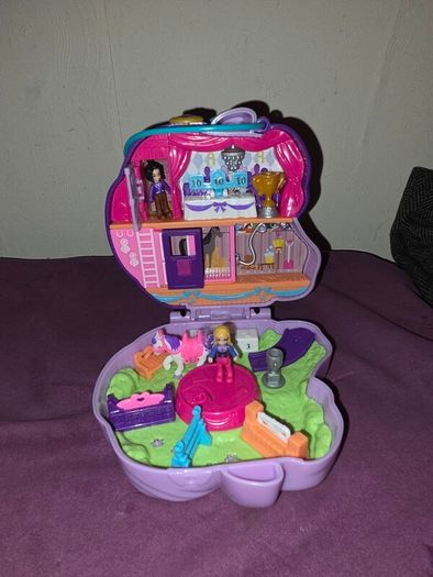 2020 Polly Pocket Horse Playset