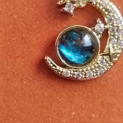new moon style necklace