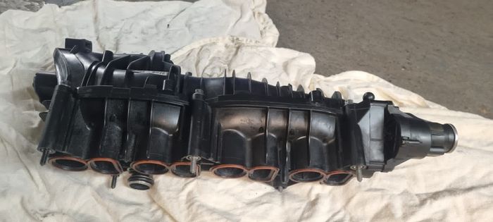 Intake Manifold BMW
