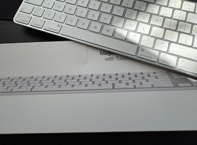 Apple Magic Keyboard A2520