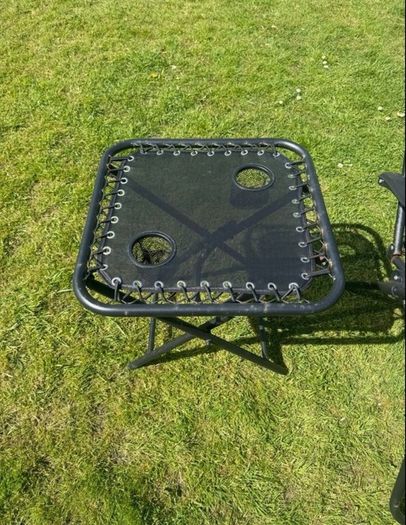 2 black recliner garden chairs
