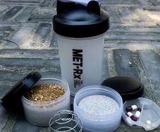 Protein Shaker Bottle with STORAGE