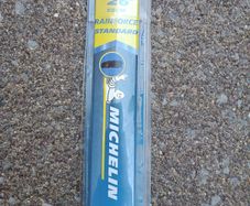 Brand new Michelin wiper blade 26 inches - Free shipment