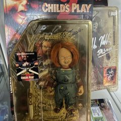 McFarlane Chucky Childs play 2 figure signed