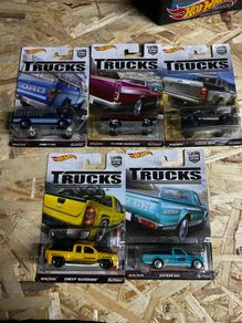 Trucks 1-5 Series Hot Wheels
