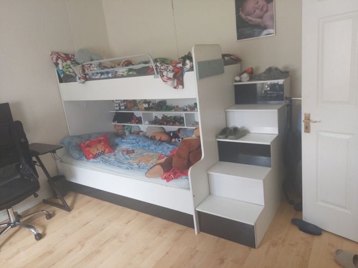 bunk bed