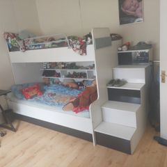 bunk bed