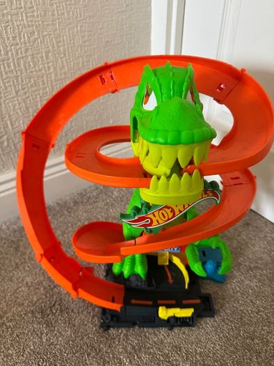Hot wheels accessories