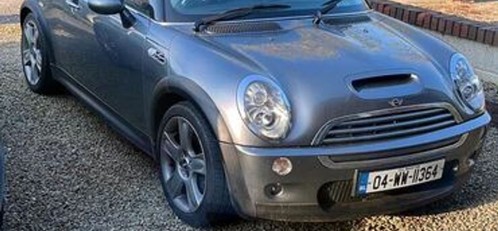 2004 Mini Cooper S, R52