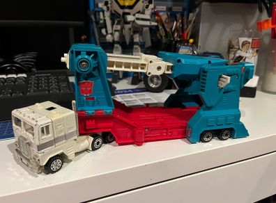 Transformers G1 Ultra Magnus