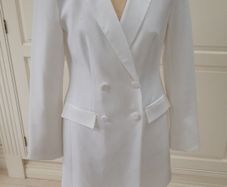 stunning white blazer dress.size 10 brand new. This is a beautiful tailored blazer dress.
