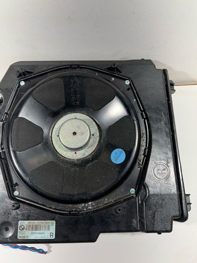 Bmw 7 Series F01 F02 Right Side Subwoofer Speaker 9151964 A1l1b84g