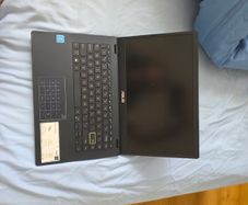 ASUS Vivobook Laptop E410MA