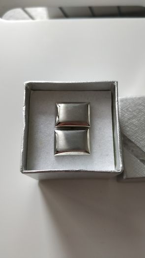 Cufflinks