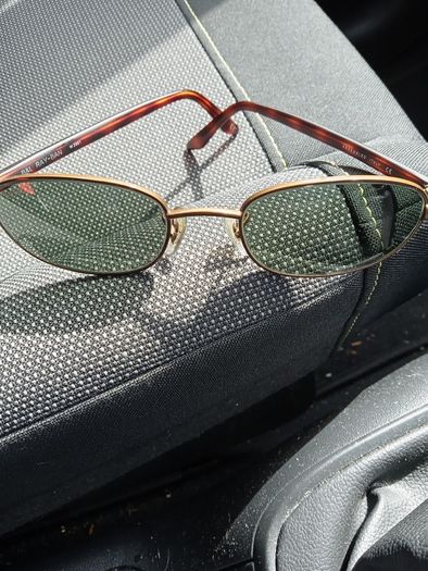 Ray Ban Sunglasses - QUICK SALE