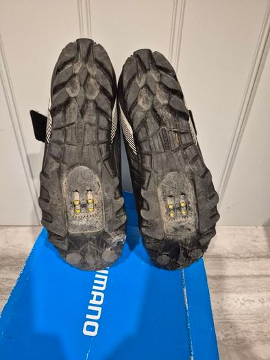 Shimano ME2 spd clip shoes
