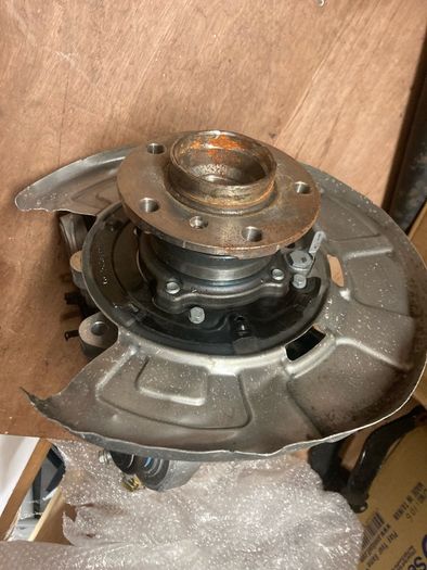 07-19 Bmw E70 F71 F16 F15 X5 Rear Left Spindle Knuckle Wheel Hub Bearing Oem