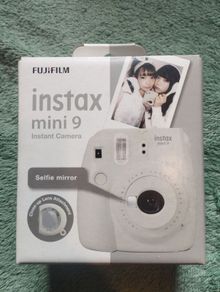 Instax Mini 9 Fujifilm Polaroid Camera and 10x Cards Ready