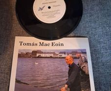 Tomas Mac Eoin / Down By The Sally Gardens/ Blean Na Bo/ 7inch vinyl/ 1989