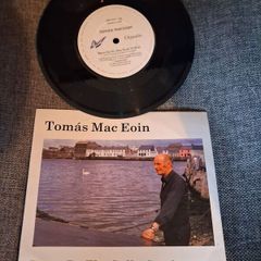 Tomas Mac Eoin / Down By The Sally Gardens/ Blean Na Bo/ 7inch vinyl/ 1989