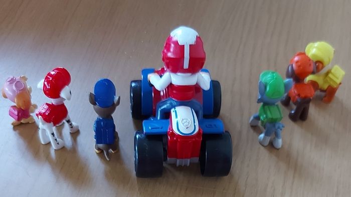 Paw patrol play kit