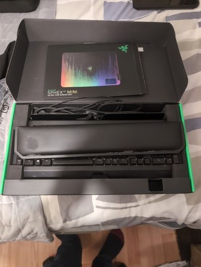 Razer Blackwidow Chroma V2 Keyboard